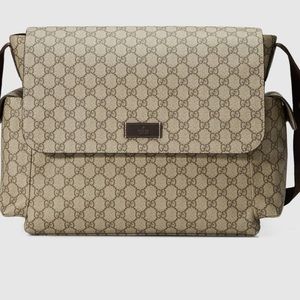 Meet your Posher, Roger